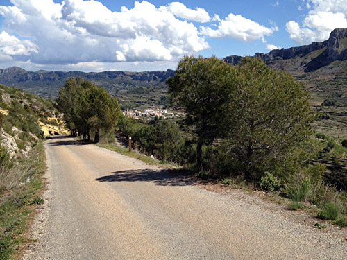 Colladet de la Comba small road to Vall de Gallinera