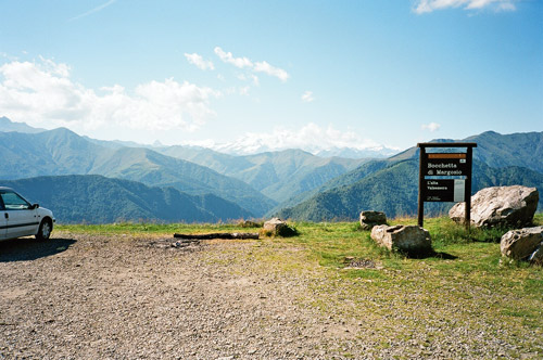 Uno degli spettacolari panorami offerti dallascesa verso Bielmonte (cycloclimbing.com)