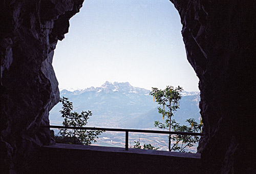 Luan tunnel