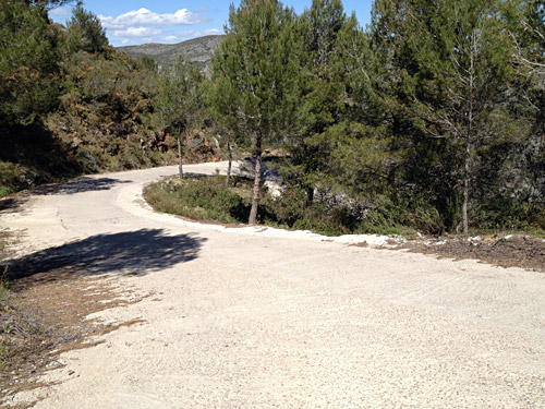 Steep concrete road down to Villalonga