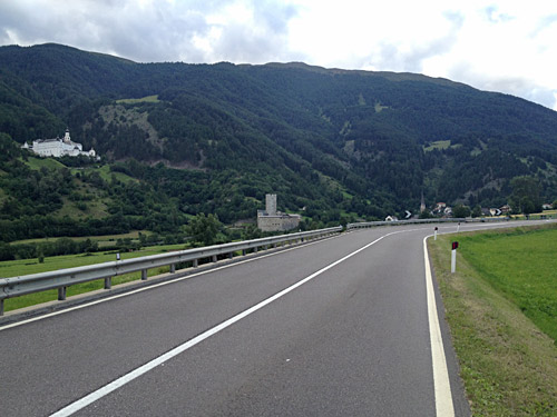 Reschenpass/Passo di Rsia/Pass dal Raisch